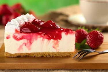 Cheesecake με τριπλή σοκολάτα