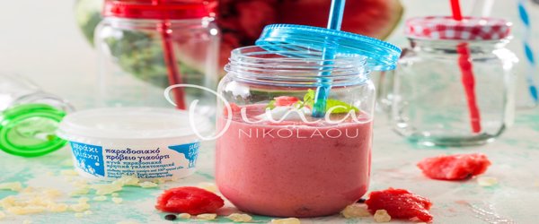 SMOOTHIES ΜΕ ΚΑΡΠΟΥΖΙ ΜΑΣΤΙΧΑ ΚΑΙ ΠΡΟΒΕΙΟ ΓΙΑΟΥΡΤΙ