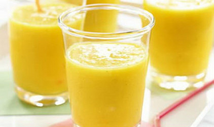 Smoothie με καρύδα και μάνγκο