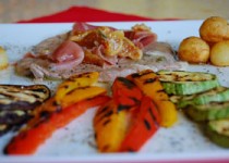 Φιλέτο μοσχαρίσιο με προσούτο και ξερά σύκα