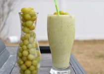 Smoothie με σταφύλια αχλάδι και πράσινο τσάι