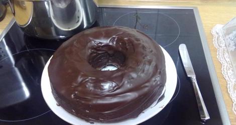 Κέικ με επικάλυψη σοκολάτας