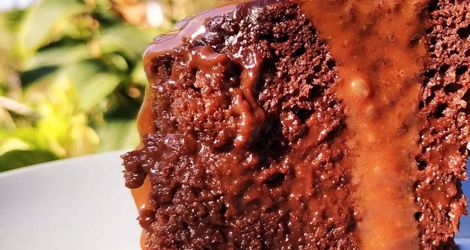 Ζουμερό κέικ σοκολάτας