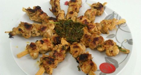 ΣΟΥΒΛΑΚΙ ΚΟΤΟΠΟΥΛΟ ΜΑΡΙΝΑΤΟ ΜΕ ΤΣΕΡΜΟΥΛΑ