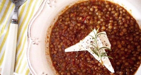 Οι φακές της γιαγιάς