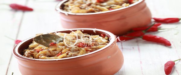 ΦΑΚΕΣ ΜΕ ΜΑΝΕΣΤΡΑ ΚΑΙ ΚΡΕΜΜΥΔΙΑ