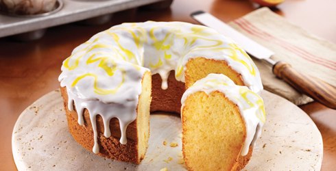 Αφράτη βασιλόπιτα με άρωμα πορτοκαλιού