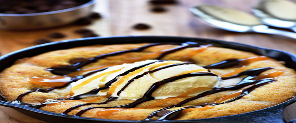 Κέικ με παγωτό πολύ εύκολο