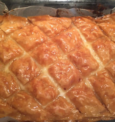 Γαλακτομπούρεκο απο ζαχαροπλαστείο της Αιγύπτου