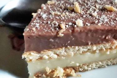 Άνθος αραβοσίτου με μπισκότα
