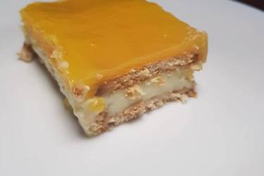 Γλυκό ψυγείου με κρέμα πορτοκαλιού