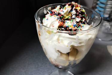 Γλυκός πειρασμός στο ποτήρι
