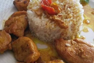 Κοτόπουλο με ρύζι
