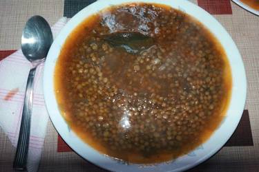 Φακή με φρέσκια ντομάτα
