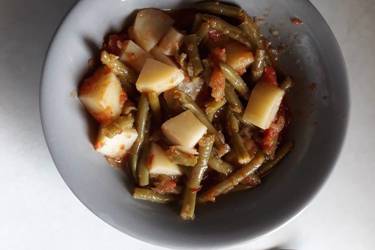 Φασολάκια με πατάτες
