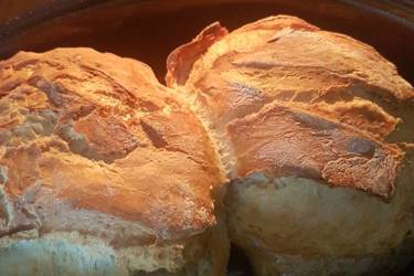 Ψωμί στη γάστρα
