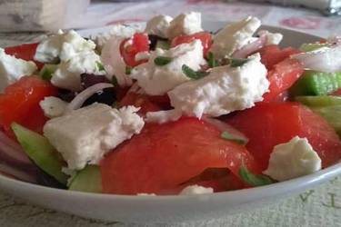 Χωριάτικη σαλάτα