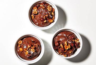 Σοκολατένια κρέμα με Nutella και φουντούκια