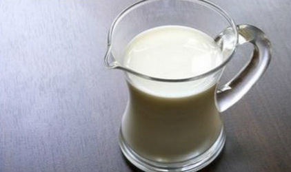 Φτιάξτε σπιτική κρέμα γάλακτος με δυο υλικά