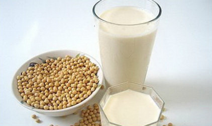 Φτιάξτε σπιτικό γάλα σόγιας