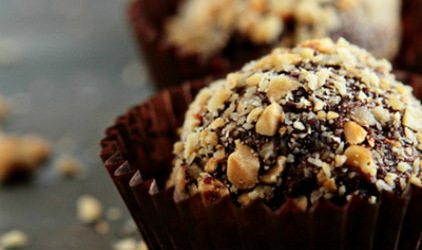 Τρουφάκια με πραλίνα φουντουκιού