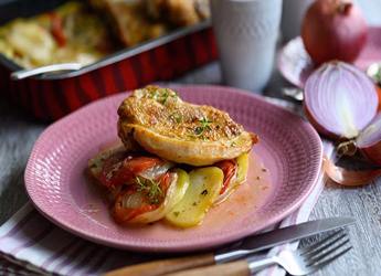 Φιλεταρισμένο κοτόπουλο φούρνου με λαχανικά		