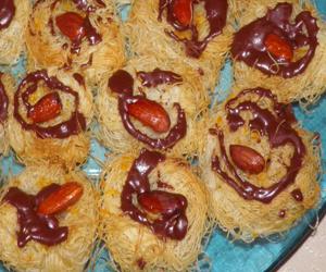 Γλυκές φωλίτσες καταϊφιού
					