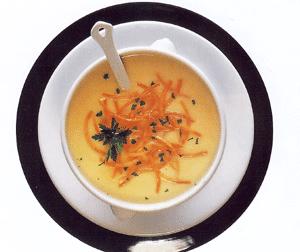 Καροτόσουπα με φύλλα λουίζας
                  