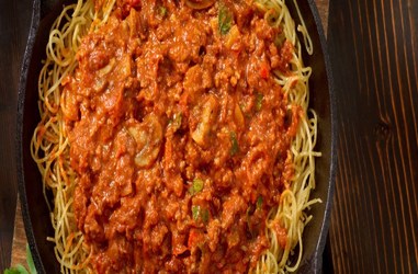 Μακαρόνια με Πιπεριές Κιμά και Μανιτάρια