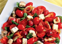 Ντοματοσαλάτα με ξιφία