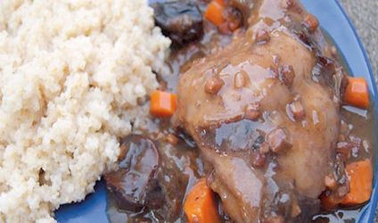 Κουνέλι με δαμάσκηνα