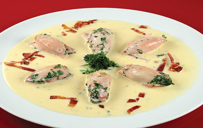 Καλαμάρια γεμιστά με μπέικον