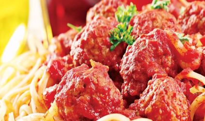 Σπαγέτι µε κεφτεδάκια