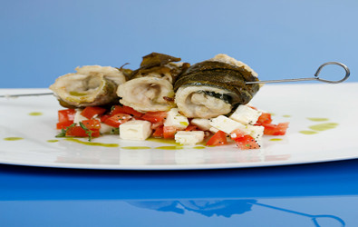 Λαβράκια στα αμπελόφυλλα