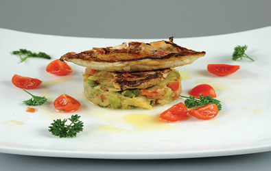 Μπαρμπούνια με μελιτζανοσαλάτα