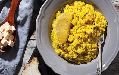 Ριζότο µε κολοκάσι και τσιπς από παρµεζάνα